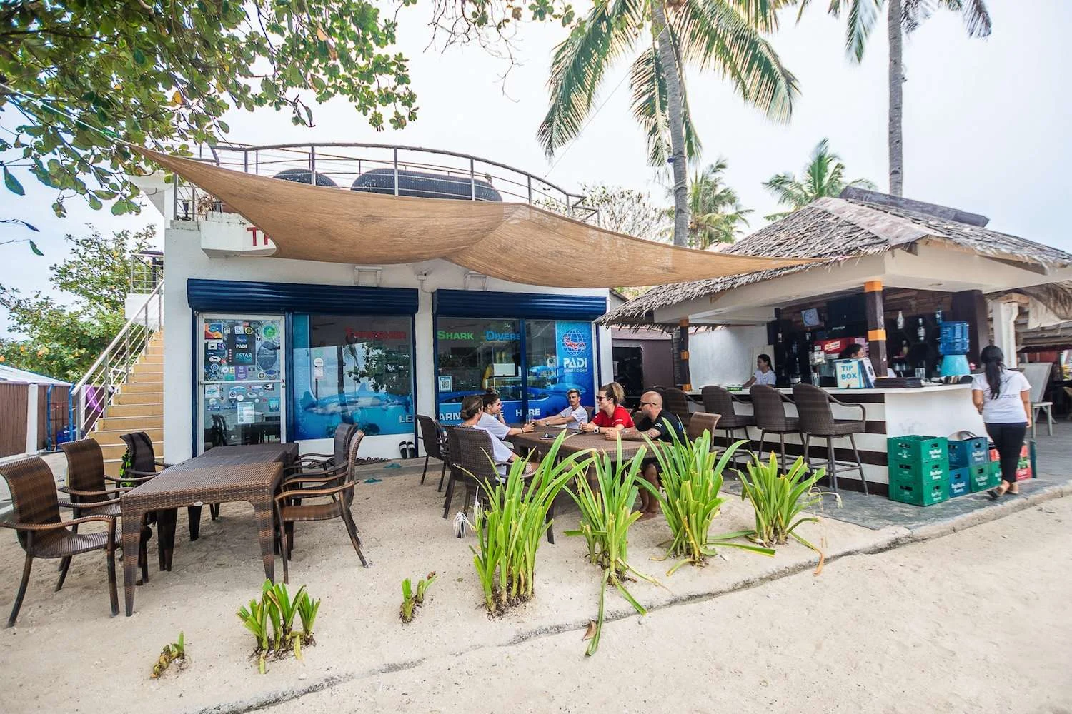 Thresher Shark Divers dive centre, Malapascua