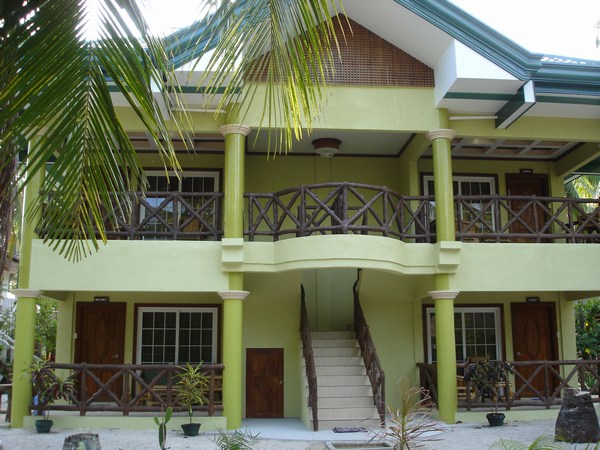 Super 5 Cocobana Resort Malapascua